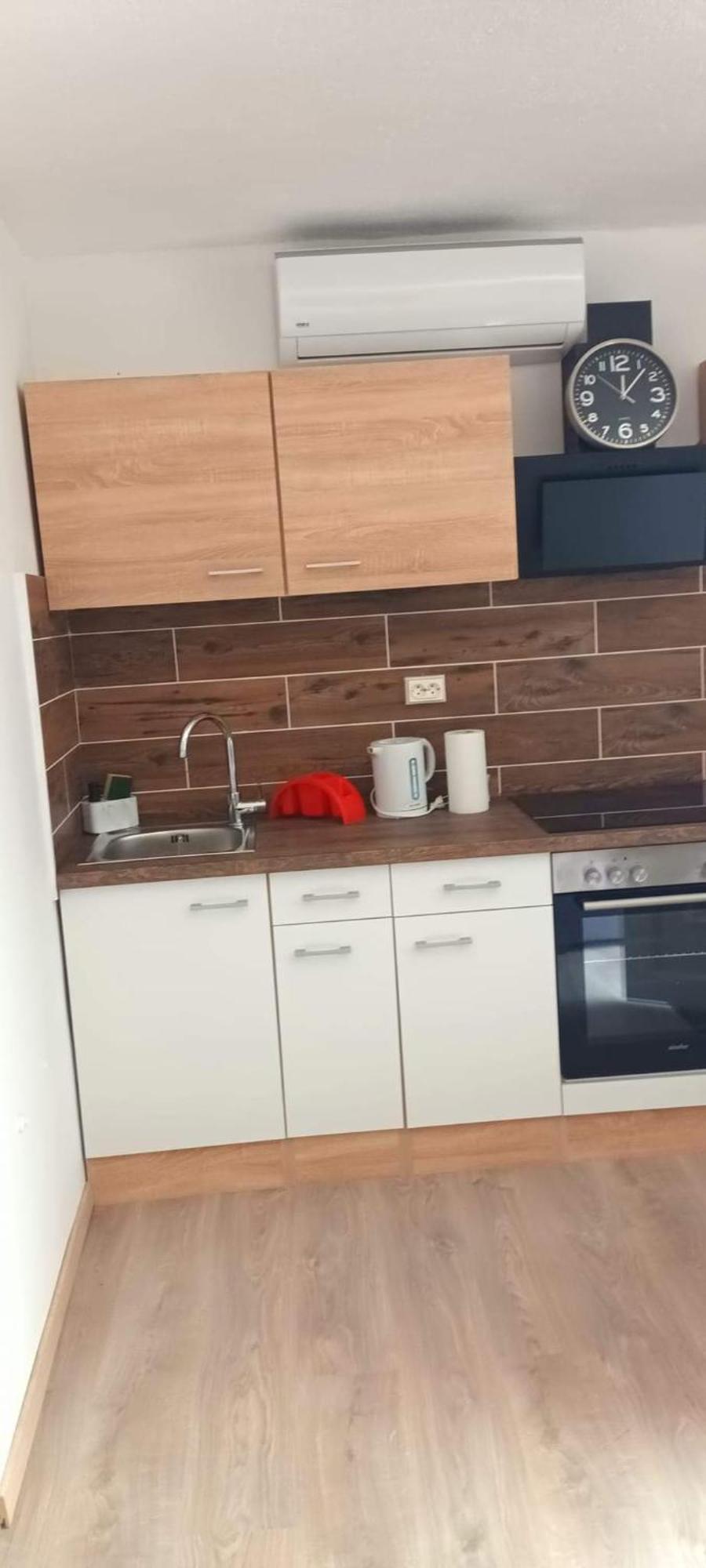 Apartman Petra เทรอปาย ภายนอก รูปภาพ